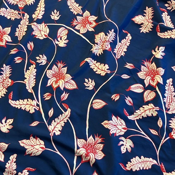 ModCloth. Queen sized duvet cover. - Picture 2 of 5